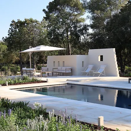 Quercia Private Nature Retreat Luxury tent Maglie